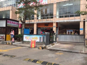 海南?？谲嚺谱R別加廣告道閘